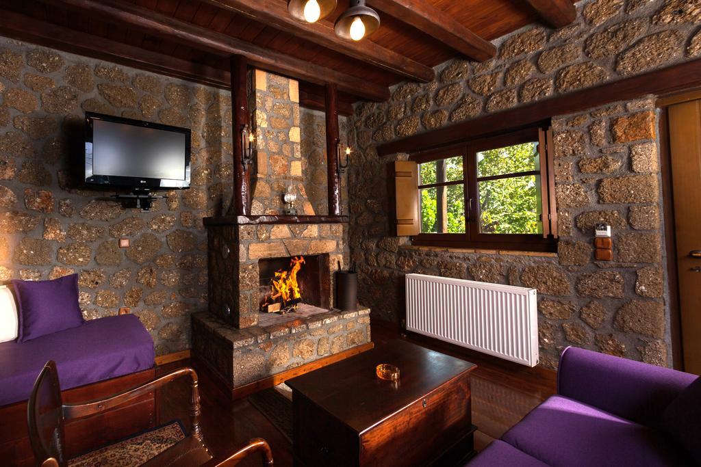 Pera Alonia Guest House Като-Трикала-Коринтия Номер фото