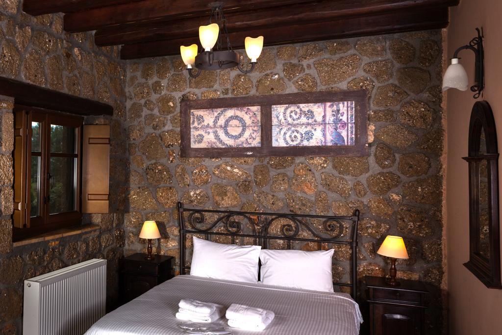 Pera Alonia Guest House Като-Трикала-Коринтия Номер фото