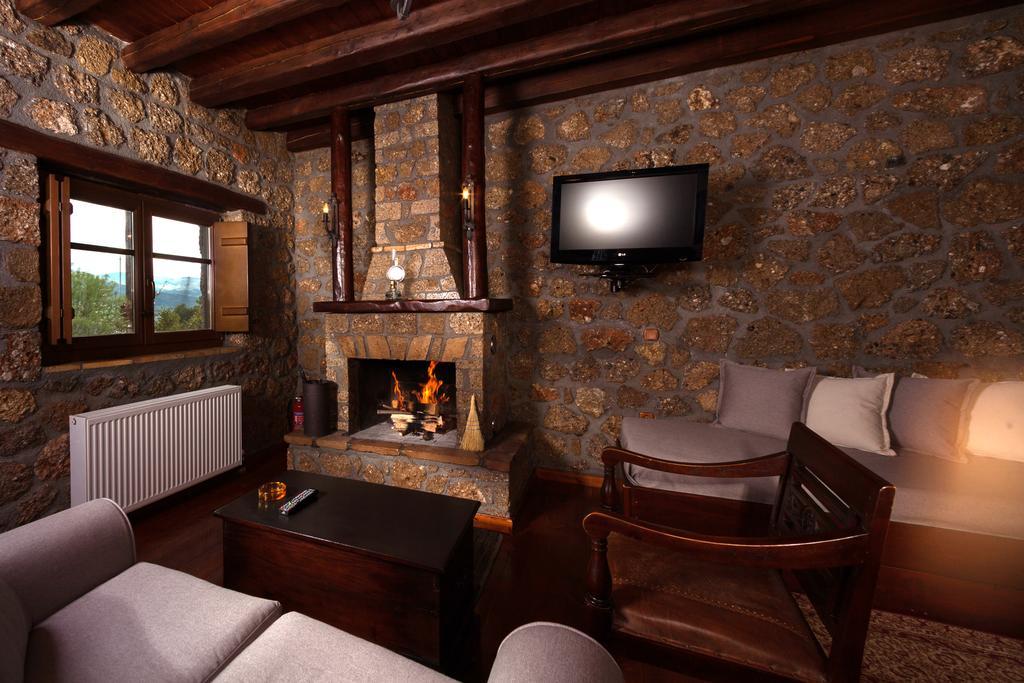 Pera Alonia Guest House Като-Трикала-Коринтия Номер фото